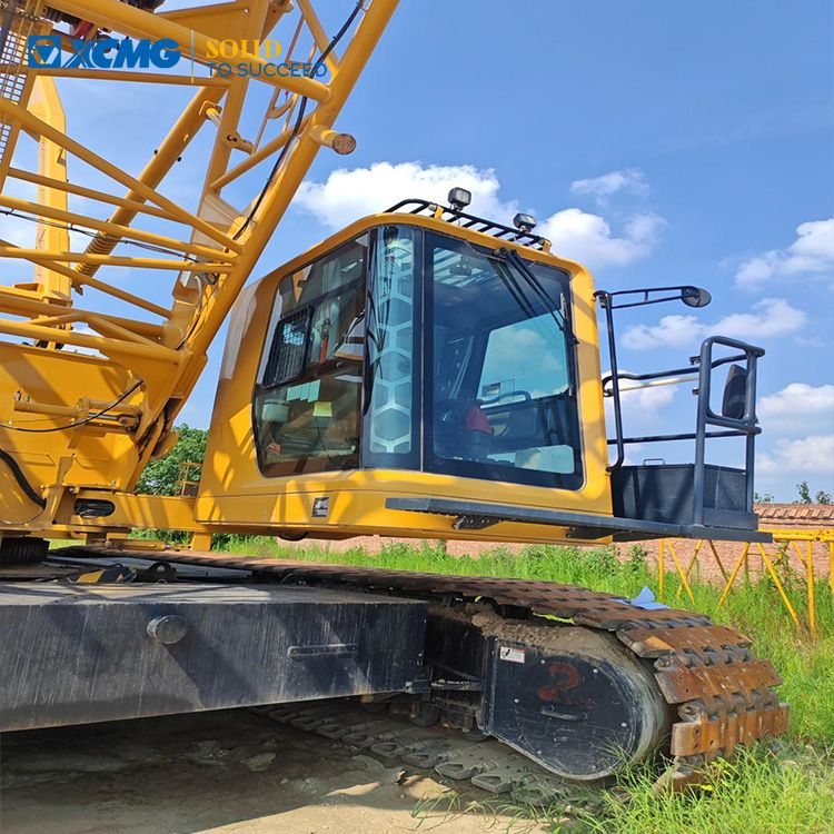 XCMG Official 2024 Year 260 Ton Used Mobile Lifting Machine XLC260M Price